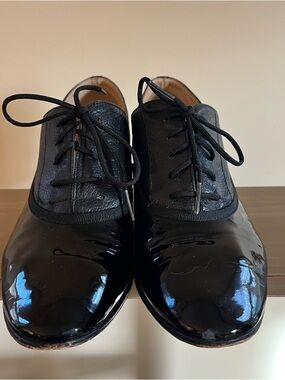 Repetto Zizi Black Patent Leather Women’s Lace-Up Oxfords